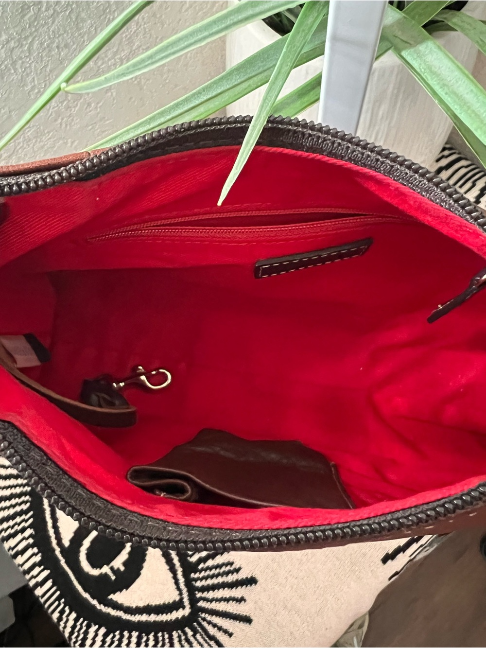 Dooney & Bourke Small East West Slouch Hobo Shoulder Bag - Picture 6 of 12
